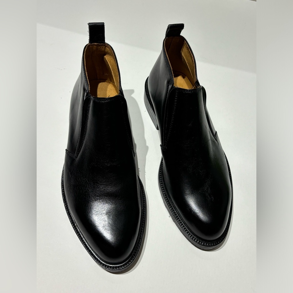 Harry Rosen Elegant Black Chukka Boots for Men